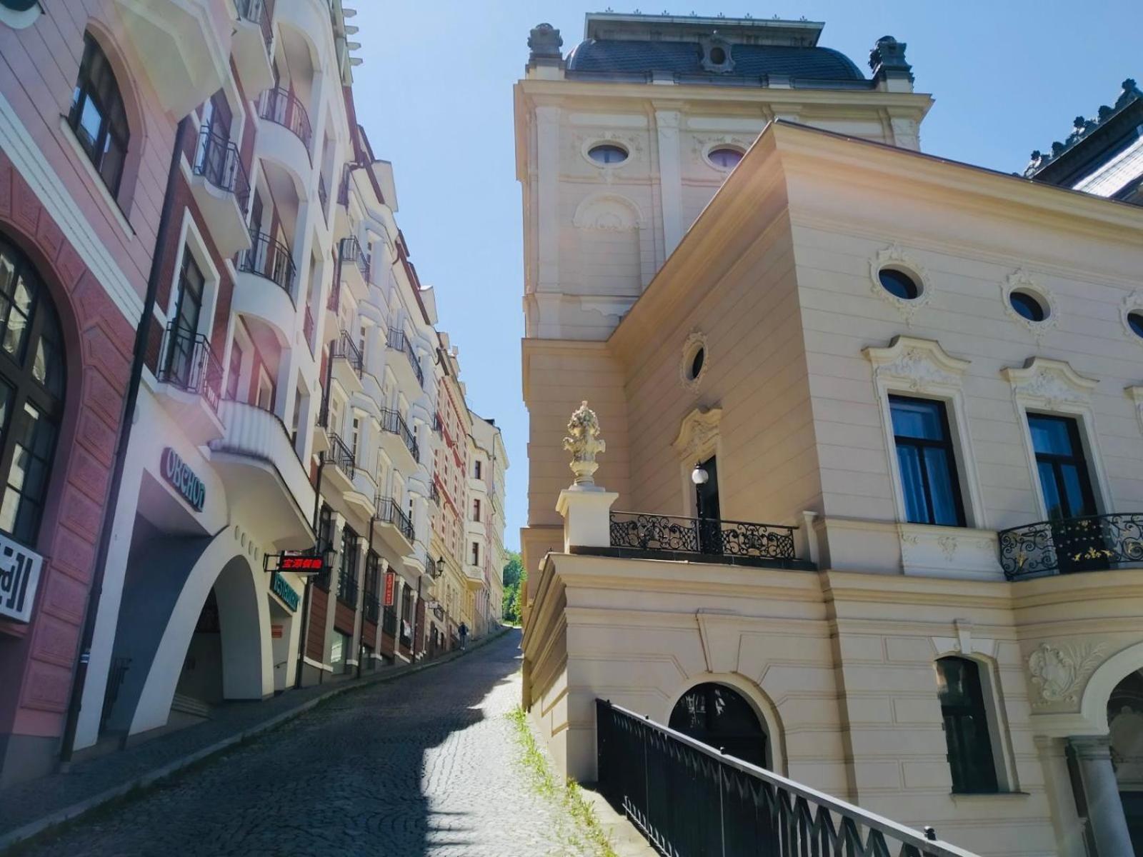 Romanceart Apartments Karlovy Vary Exterior photo