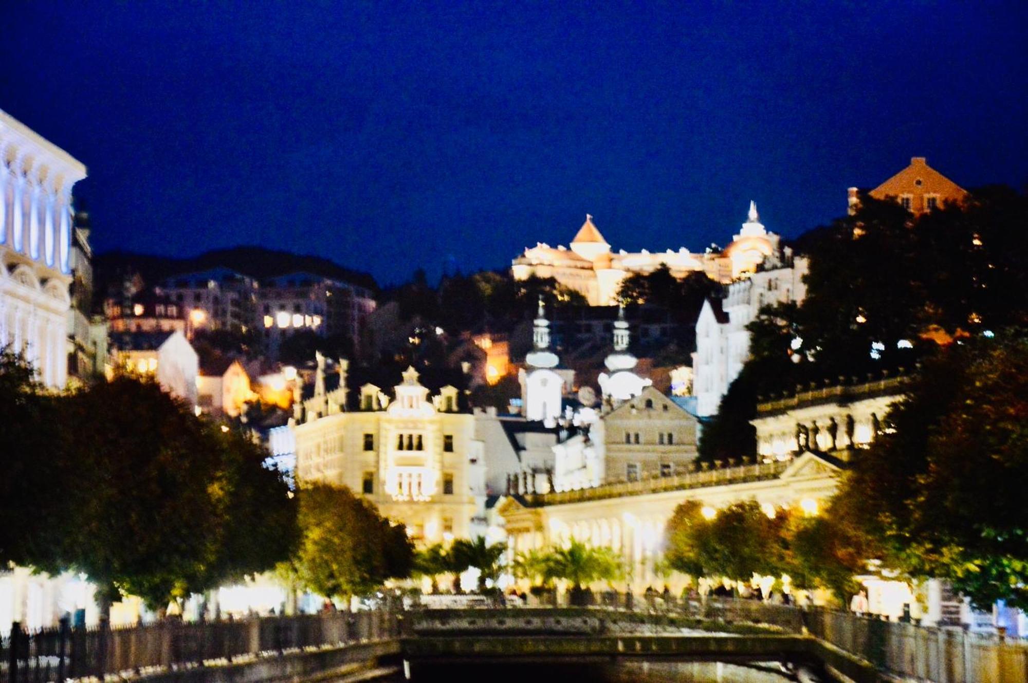 Romanceart Apartments Karlovy Vary Exterior photo